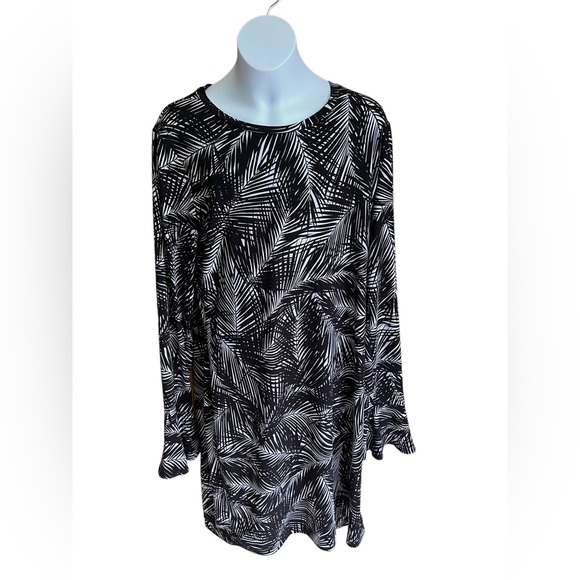MICHAEL Michael Kors Dresses & Skirts - Micheal Kors form fitting, palm tree print. Stretchy material. Lightly worn